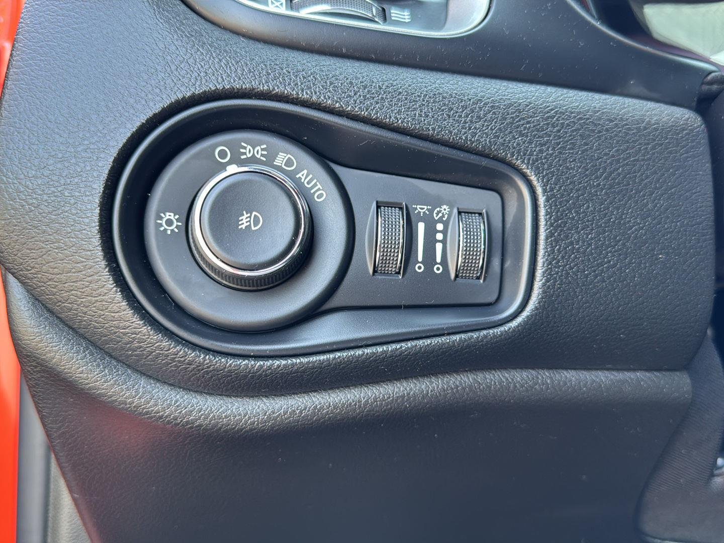 2021 Jeep Renegade 80TH Edition - Photo 27