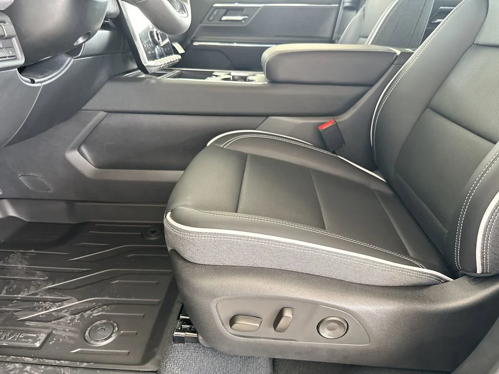2026 GMC Sierra EV Elevation - Photo 14
