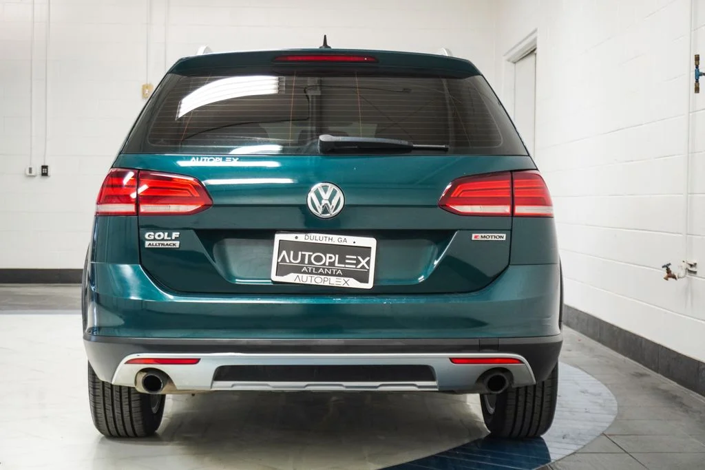Used 2019  Volkswagen TSI S image 44