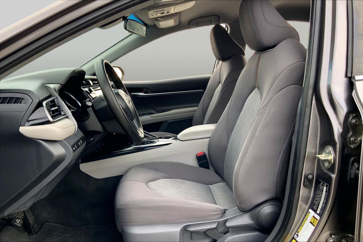Used 2020 Predawn Gray Mica Toyota L image 8