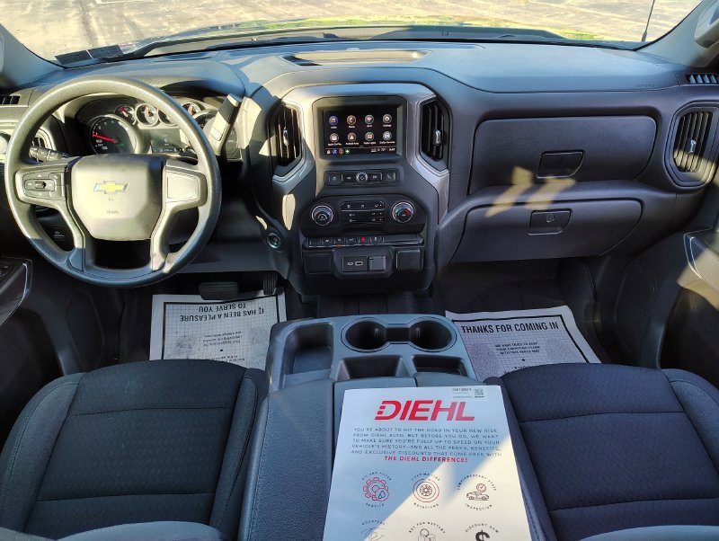 Used 2023 Gray Chevrolet Custom image 21