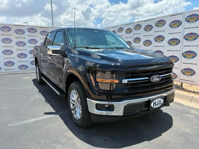 New 2026 Agate Black Metallic Ford XLT image 2