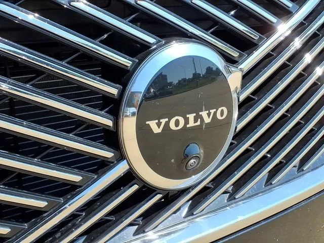 Used 2026  Volvo Plus image 24