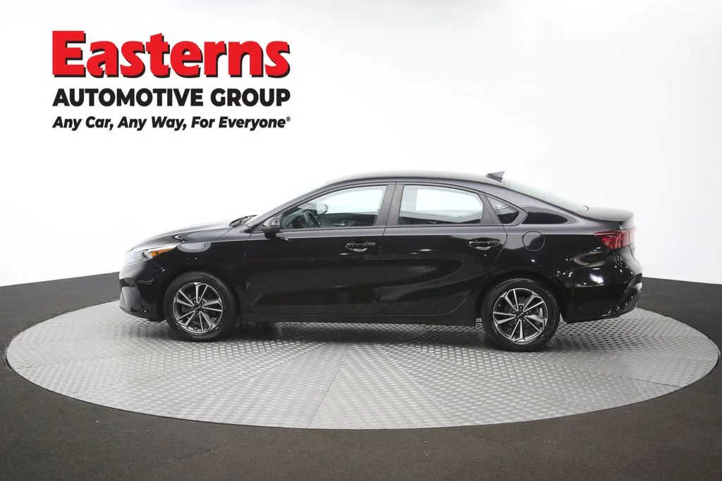 Used 2023 Black Kia LXS image 60