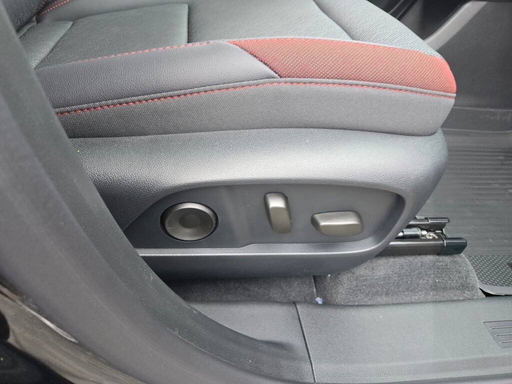 New 2027 Mosaic Black Metallic Chevrolet RS image 5