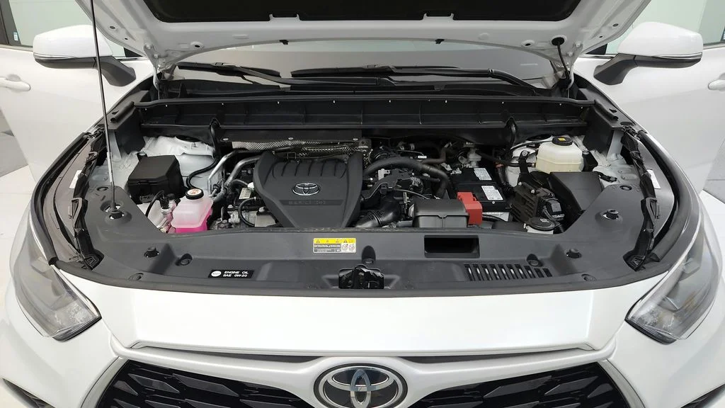Certified Used 2024 Beige Toyota XLE image 15