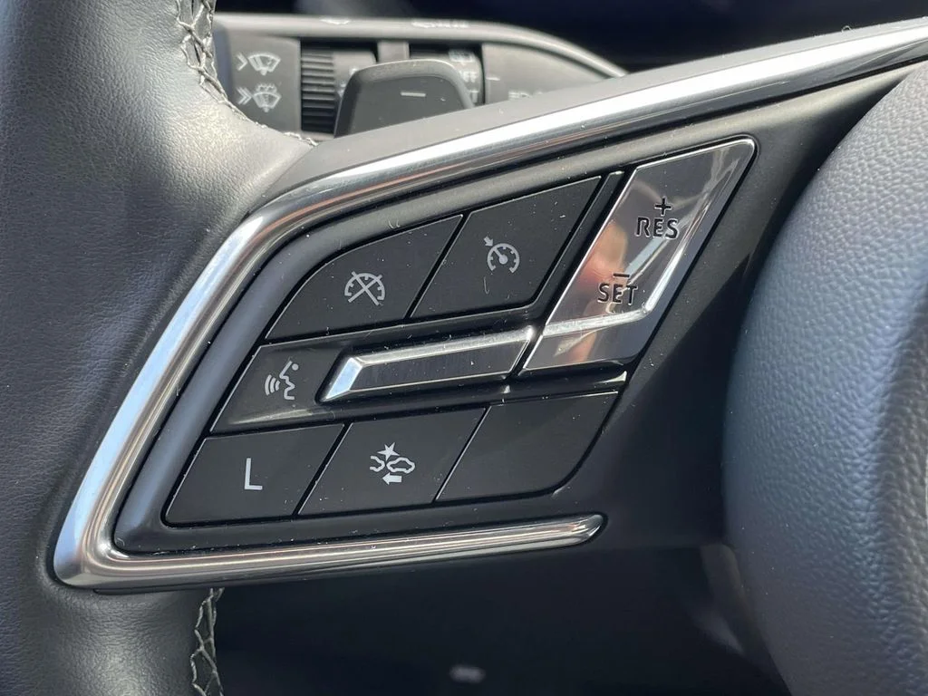 2025 Buick Enclave Preferred - Photo 11