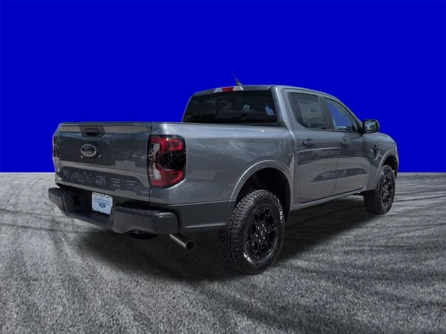 New 2026 Carbonized Gray Metallic Ford XLT image 4