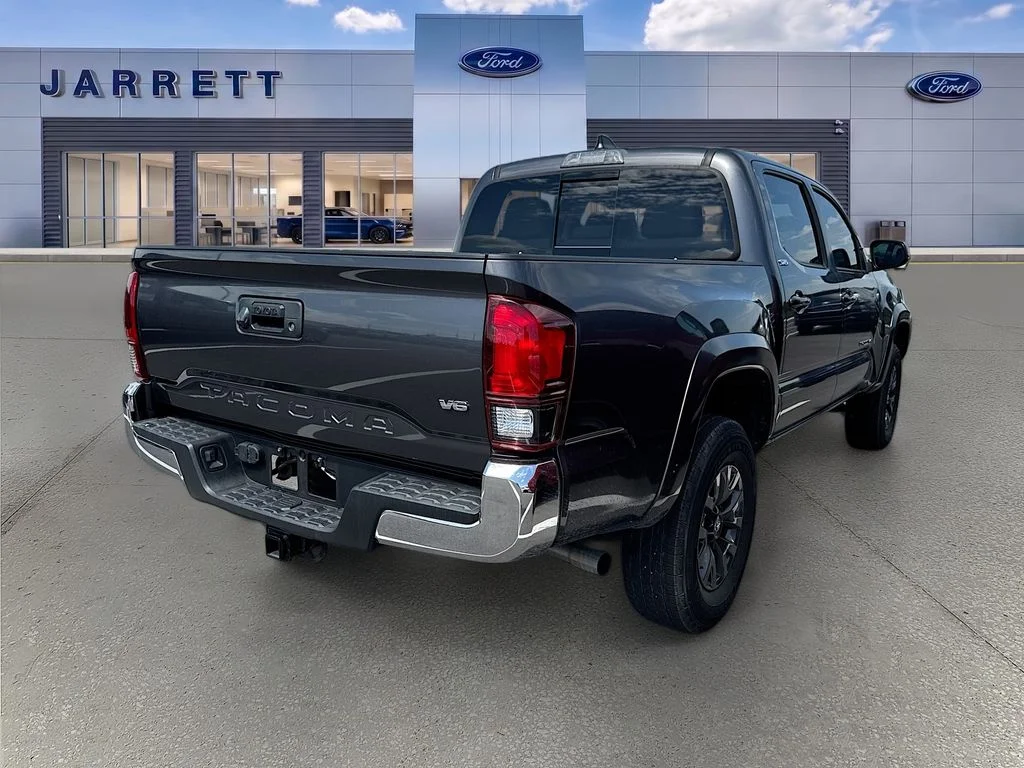 Used 2023 Gray Toyota SR5 image 4