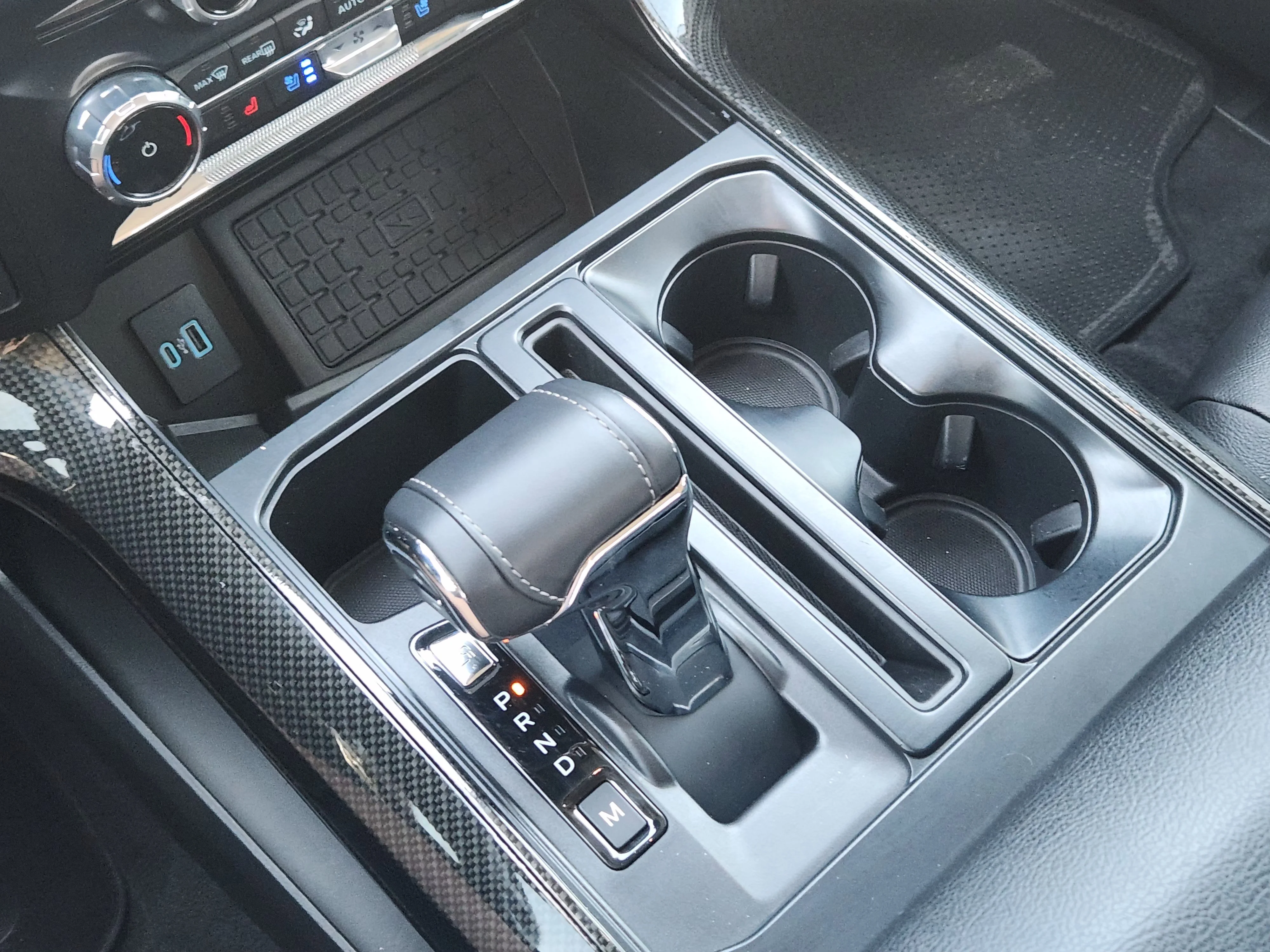 Used 2023 Black Ford LARIAT image 21