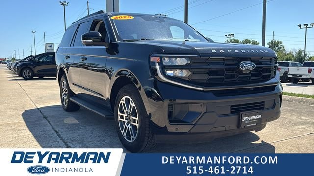 2025 Ford Expedition Active 4x4's photo