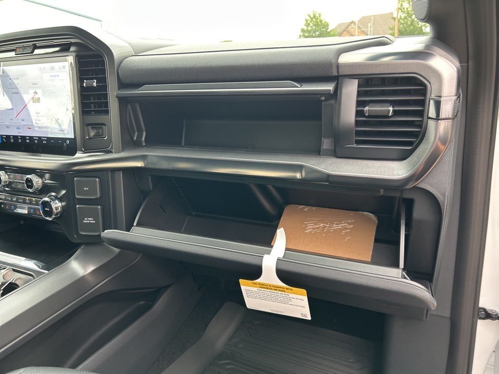 New 2026 Oxford White Ford Lariat image 49