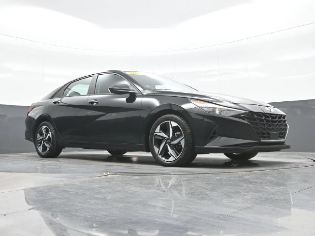Used 2023 Black Hyundai SEL image 23