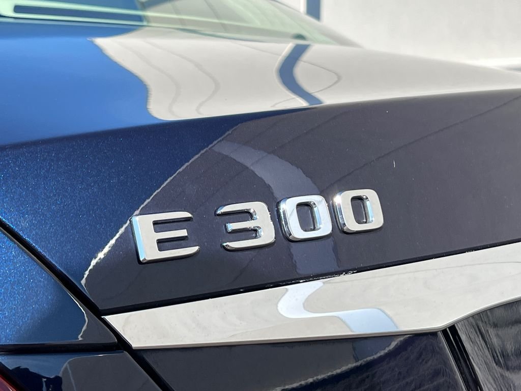 Used 2019  Mercedes-Benz E 300 image 32