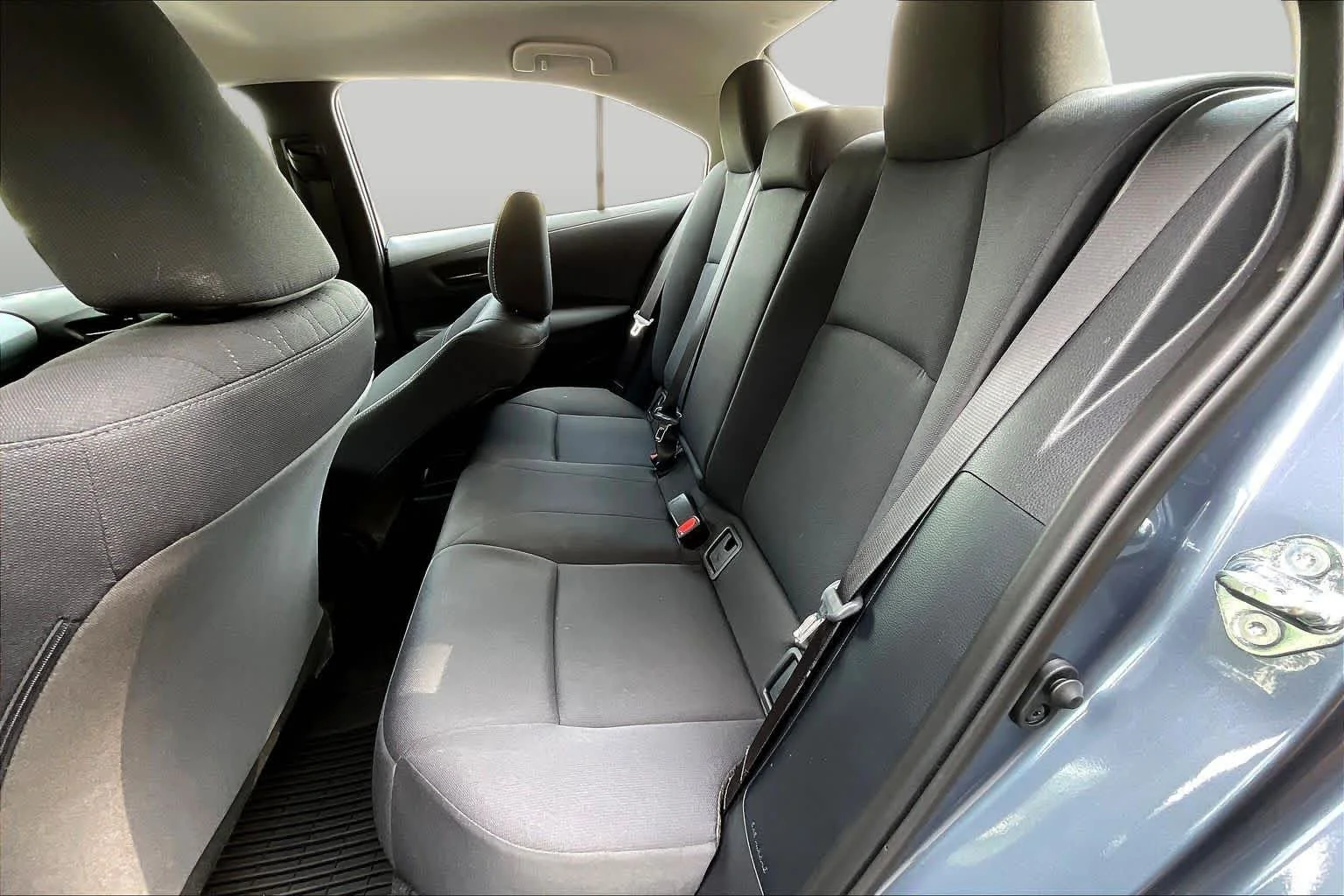 Used 2026 Celestite Toyota LE image 19