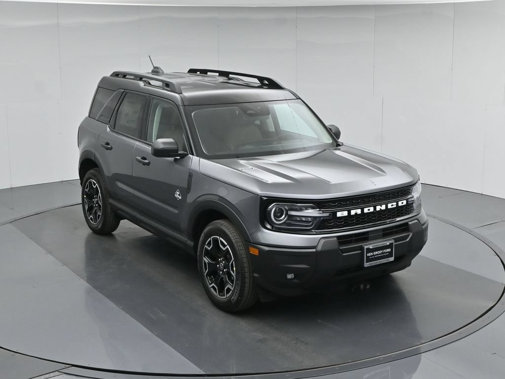 New 2026 Carbonized Gray Metallic Ford Outer Banks image 34