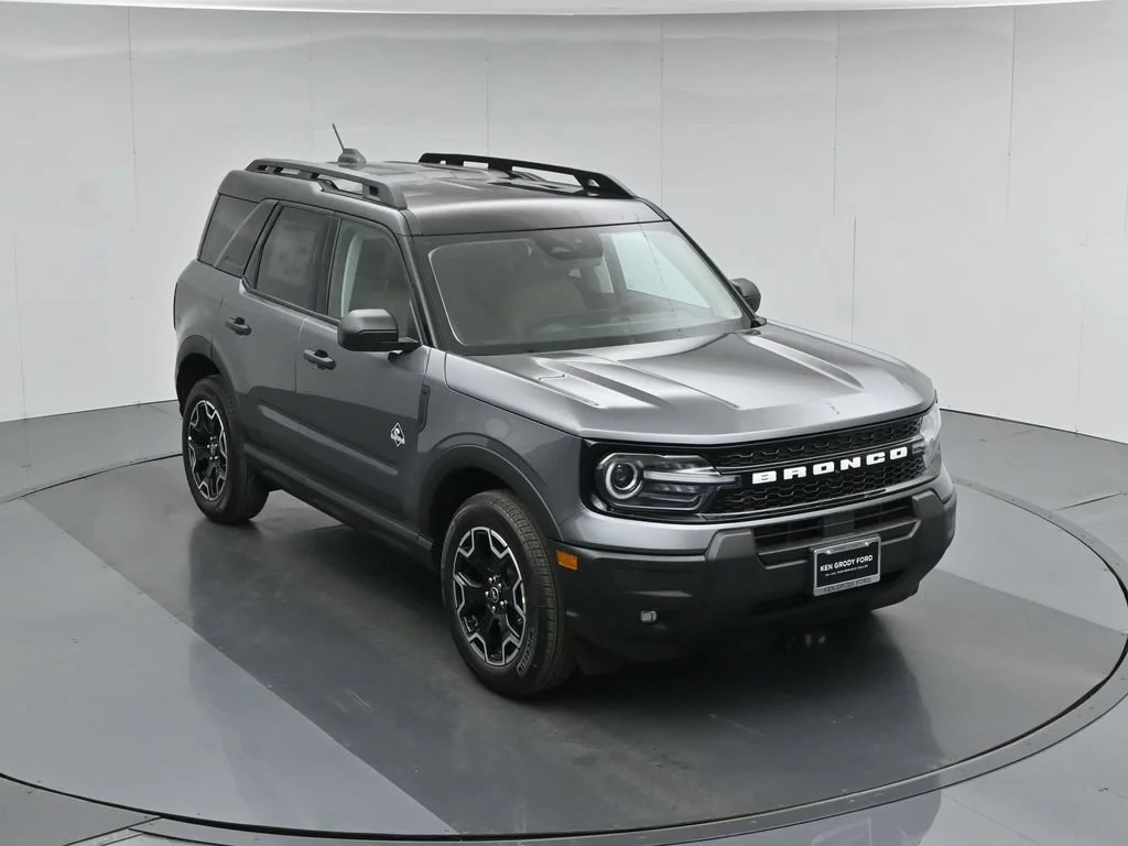 New 2026 Gray Ford Outer Banks image 34