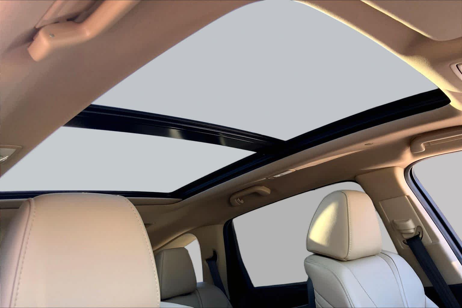 Used 2024 Platinum White Pearl Acura w/Technology Package image 14