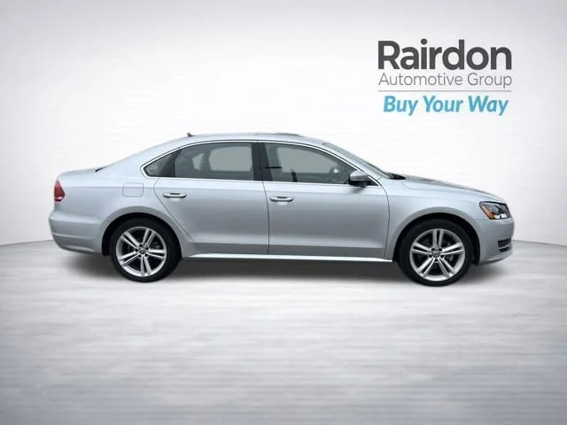Used 2014 Reflex Silver Metallic Volkswagen TDI SE w/Sunroof image 8