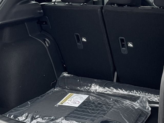 2025 Nissan KICKS PLAY Base - Photo 18