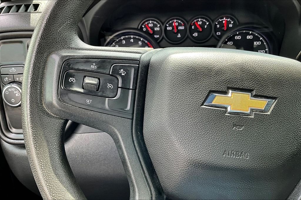 Used 2022 White Chevrolet WT image 7