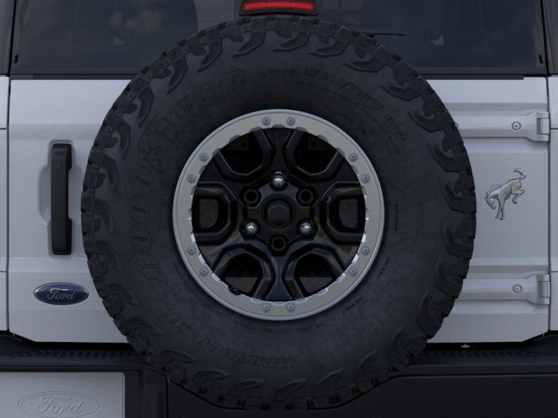 New 2026 Oxford White Ford Badlands® image 24