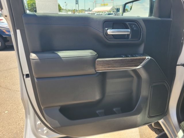 Used 2019 Silver GMC SLE image 18