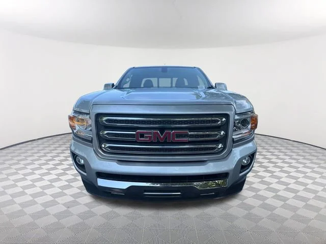 Used 2016 QUICKSILVER METALLIC GMC 4WD SLE image 2