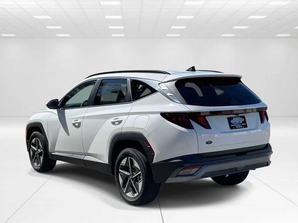 New 2026 White Hyundai SEL image 4