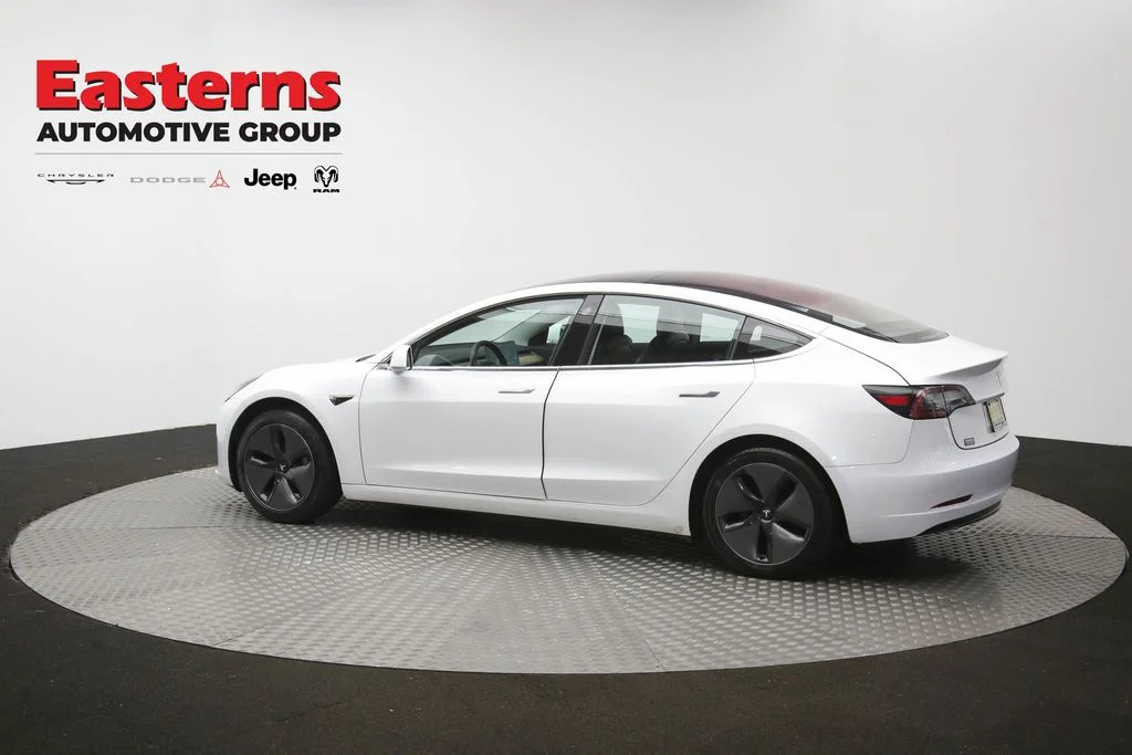 Used 2018 White Tesla Long Range image 56