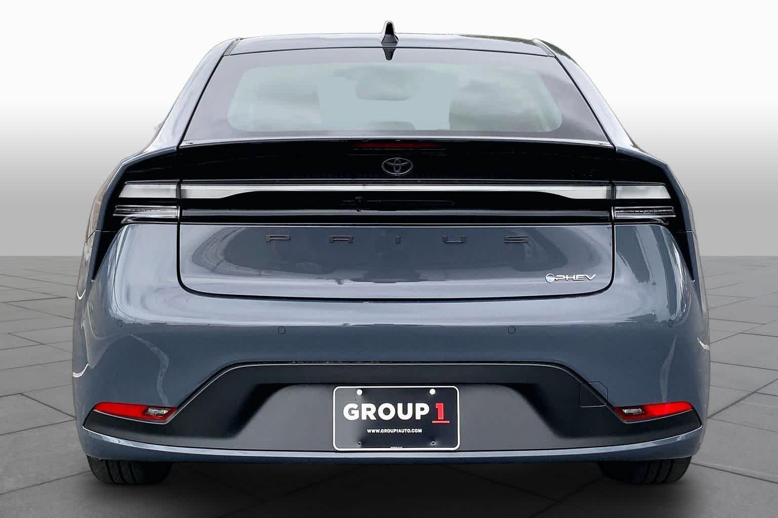 Used 2026 Guardian Gray Toyota SE image 5