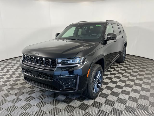 New 2026 Diamond Black Crystal Pearl-Coat Exterior Paint Jeep  image 2