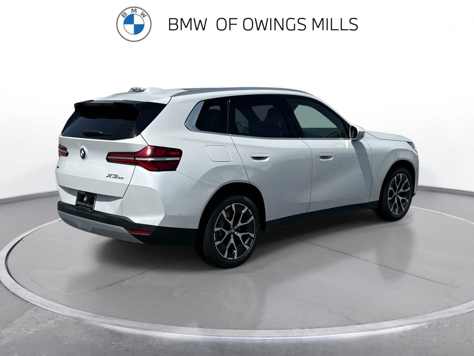 New 2026 Mineral White Metallic BMW 30 xDrive image 9