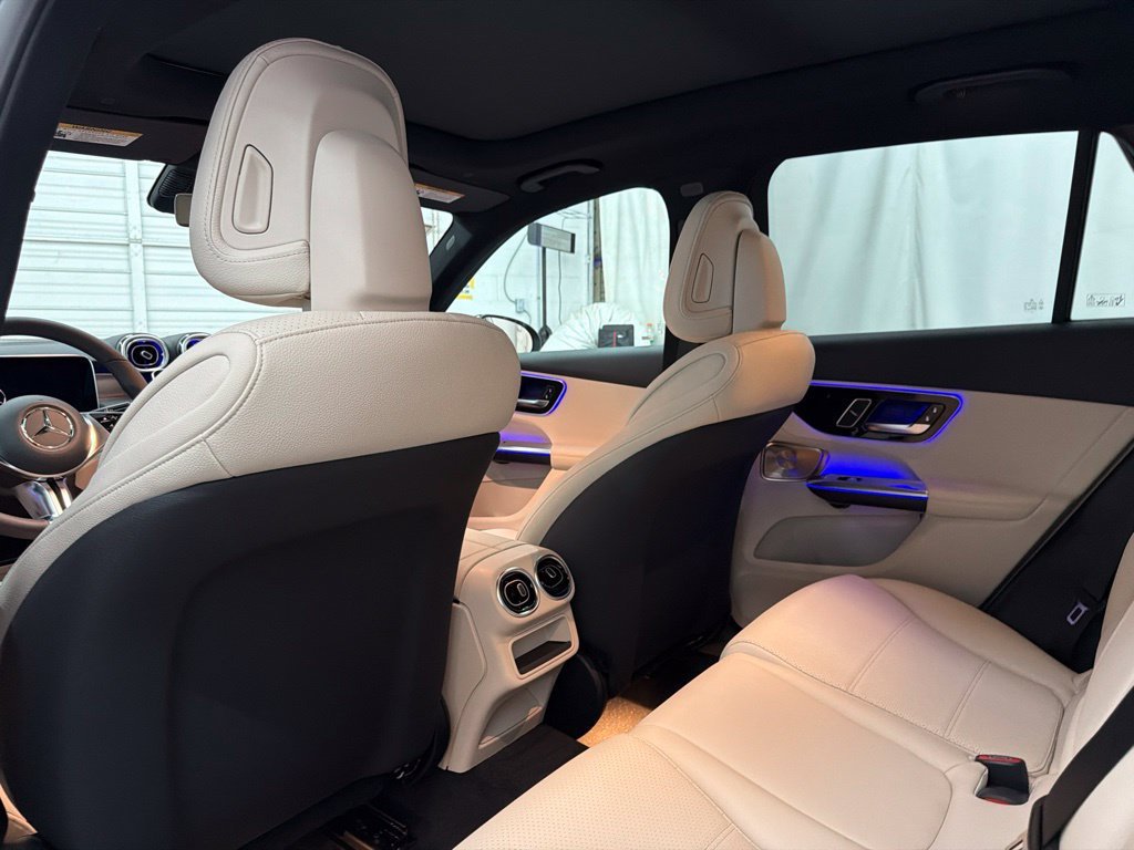 New 2027 Black Mercedes-Benz GLC 300 image 52