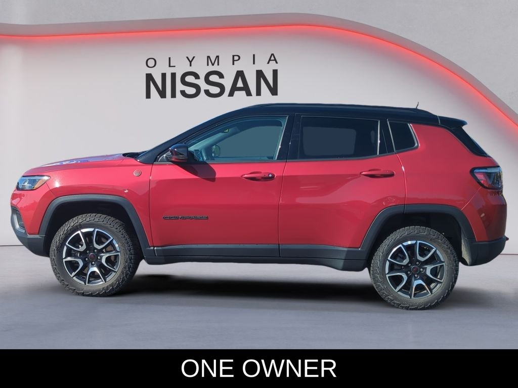 Used 2025 Red Jeep Trailhawk image 3
