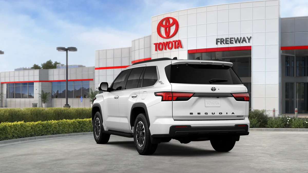 New 2026 Ice Cap Toyota SR5 image 7