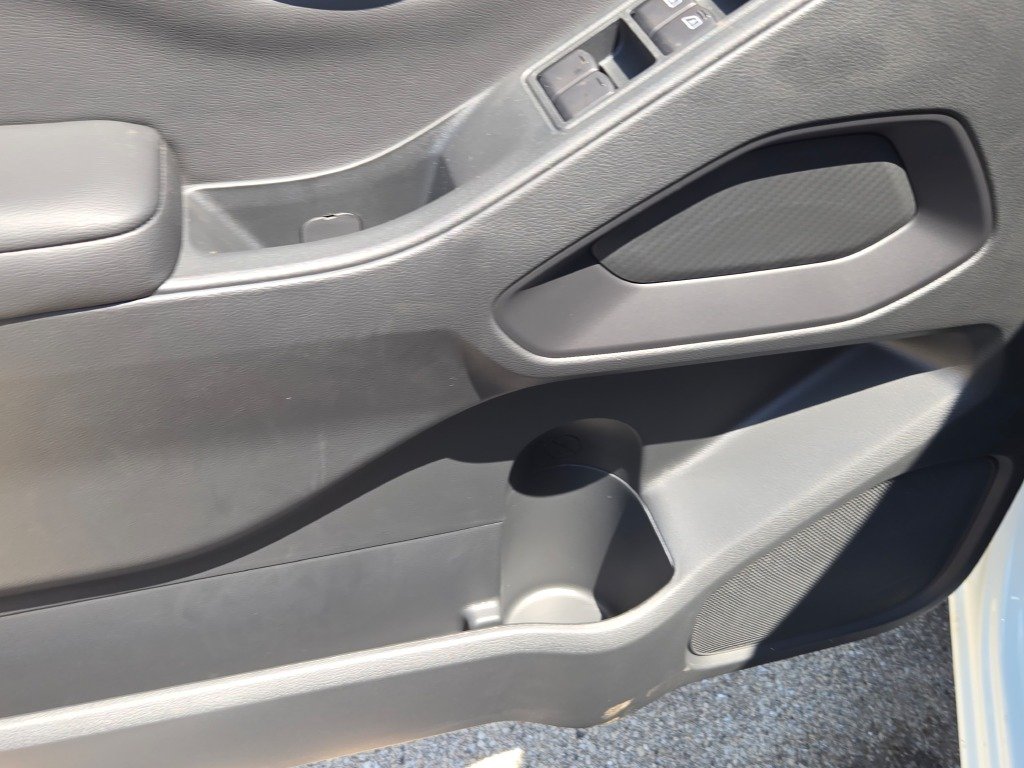 New 2026 Glacier White Nissan Crew Cab S image 23