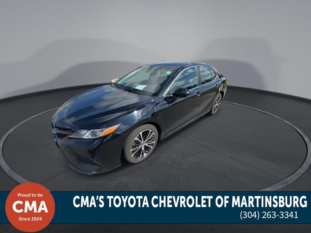 Used 2020 Midnight Black Metallic Toyota SE image 4