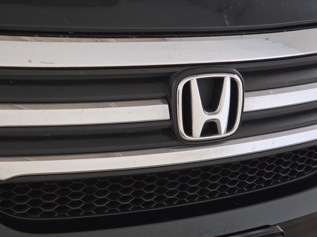Used 2016  Honda EX-L image 12