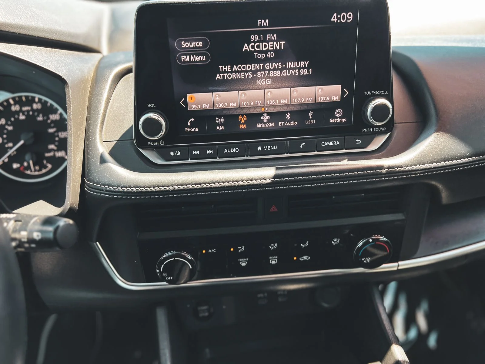 2024 Nissan Rogue S - Photo 19