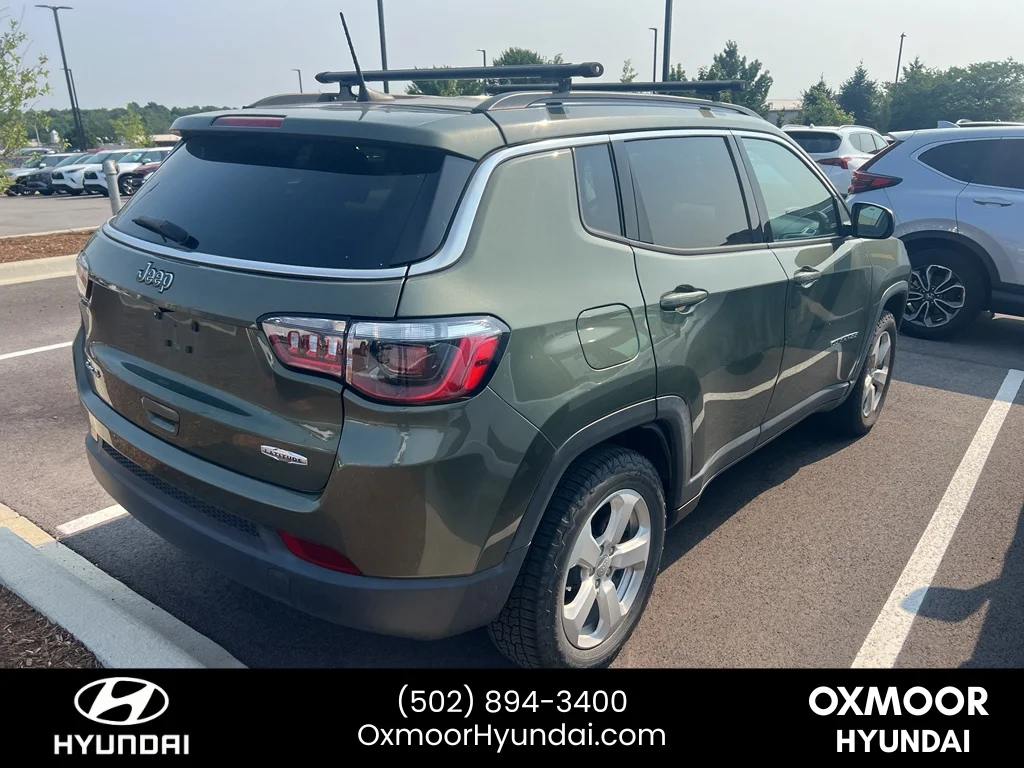 Used 2021 Olive Green Pearlcoat Jeep Latitude image 22
