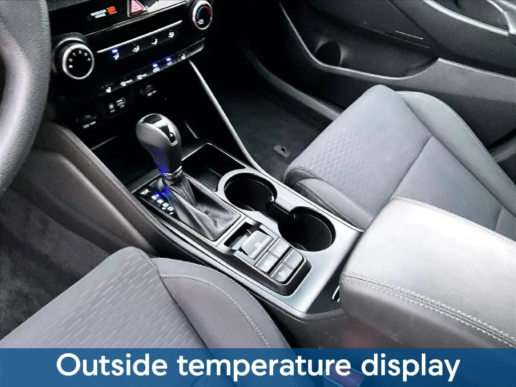 Used 2019 Black Hyundai Value image 22