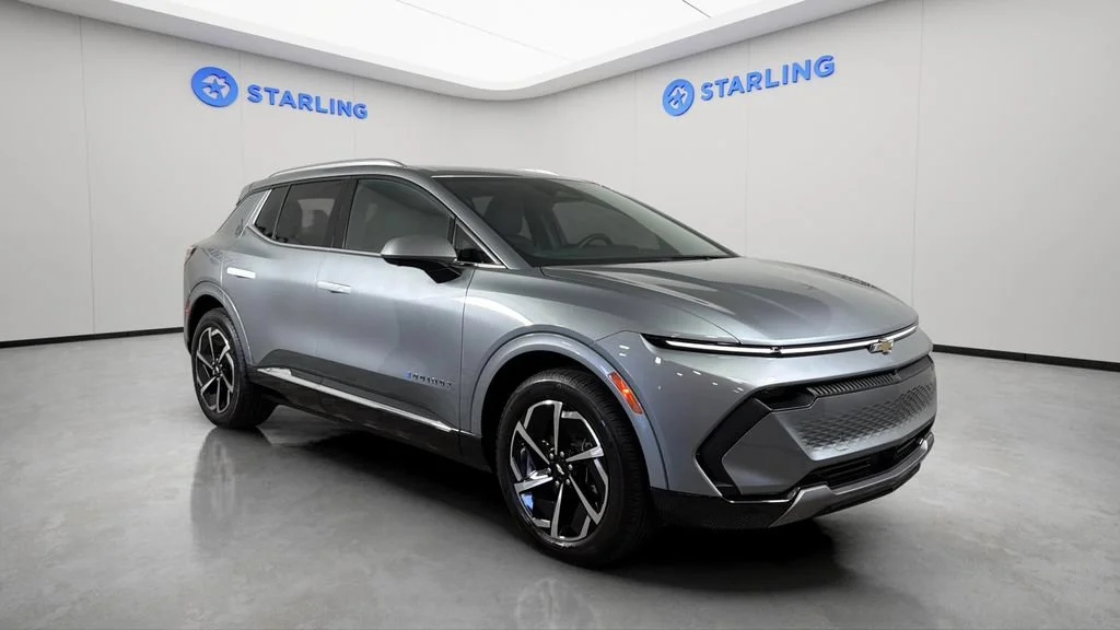 Used 2024 Sterling Gray Metallic Chevrolet 2LT image 14