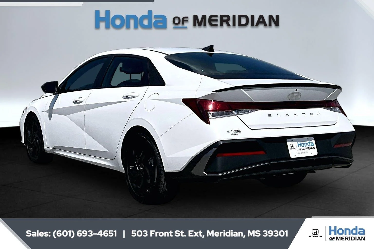 Used 2026 Serenity White Hyundai SEL Sport image 2
