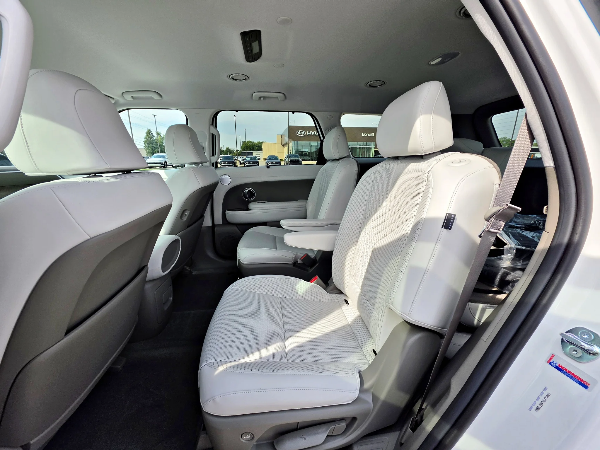 New 2027 Creamy White Pearl Hyundai SEL 7P image 24