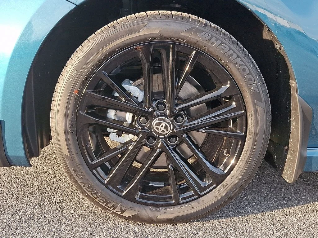 2026 Toyota Camry SE - Photo 19