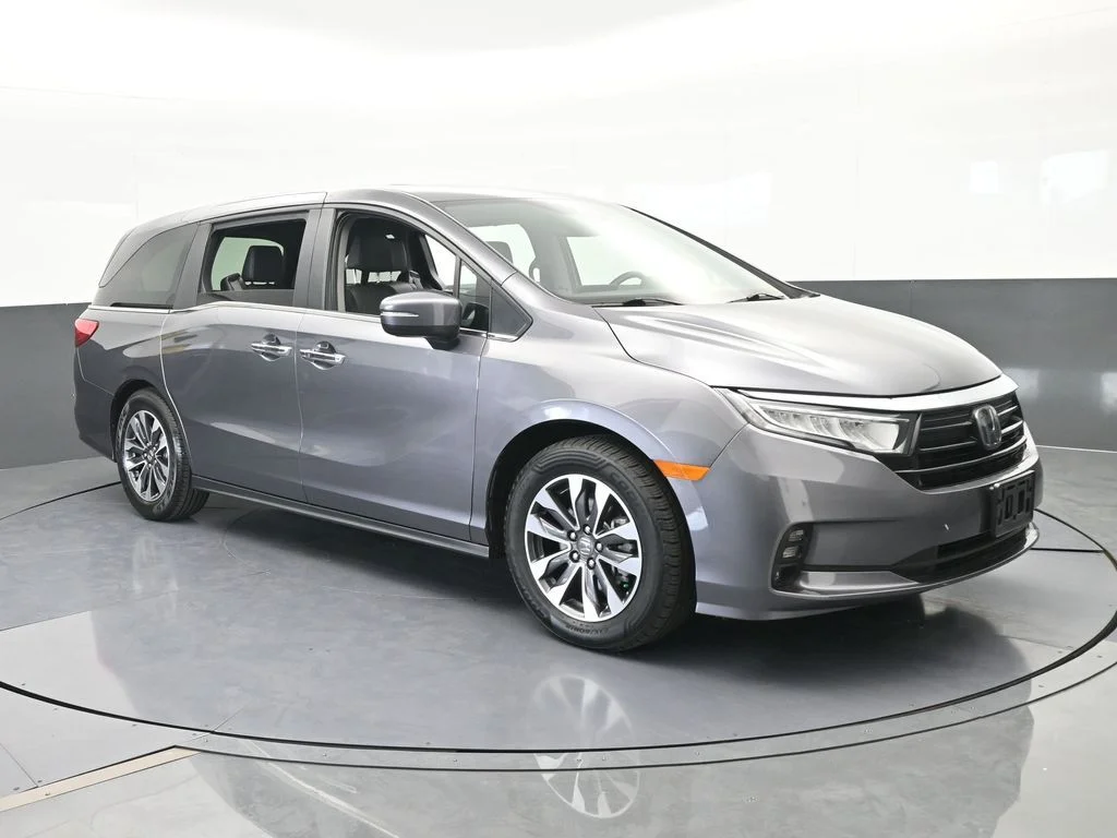 Used 2024 Gray / Black Honda EX-L image 7
