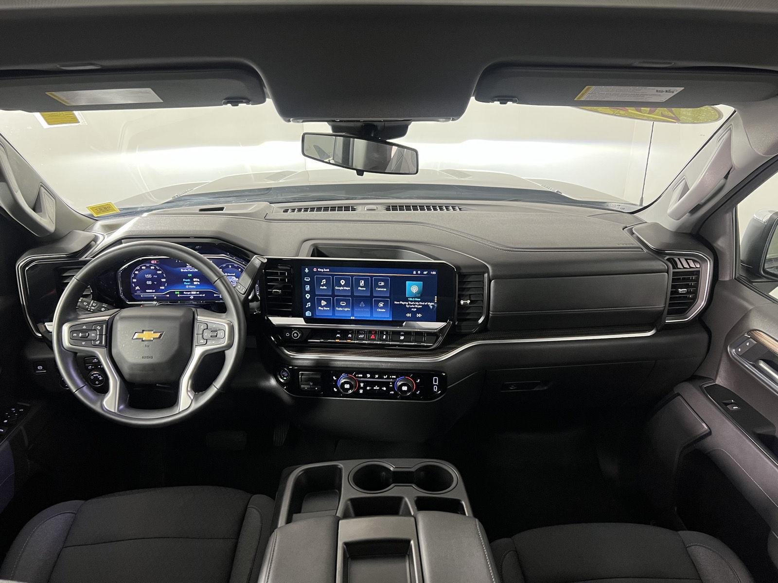 Used 2025 Black Chevrolet LT (2FL) image 17