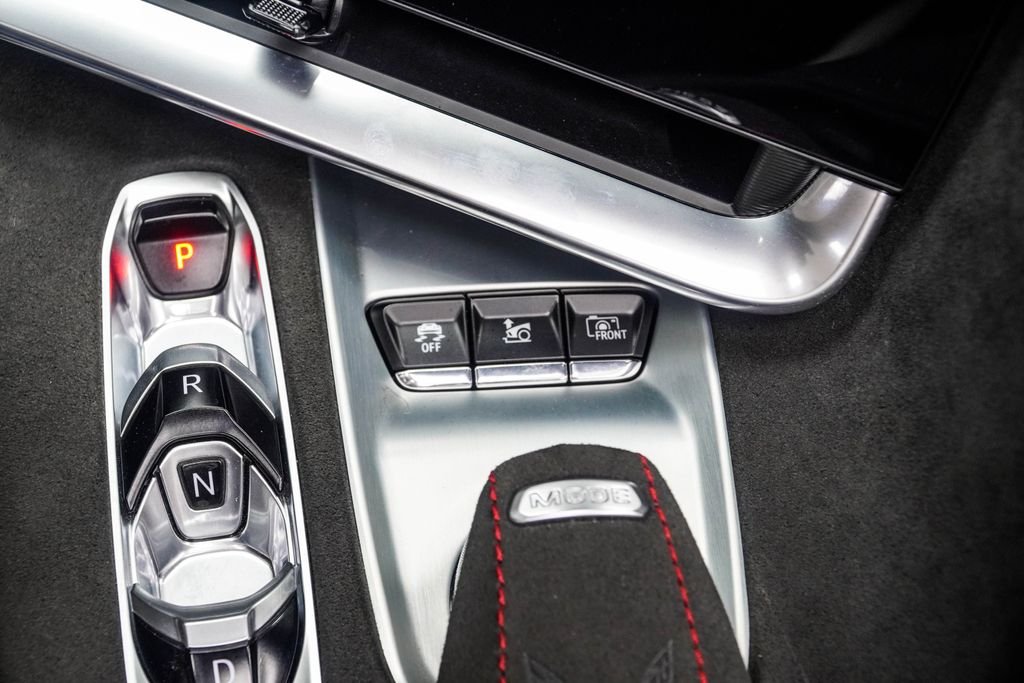 Used 2023 White Chevrolet Stingray image 27