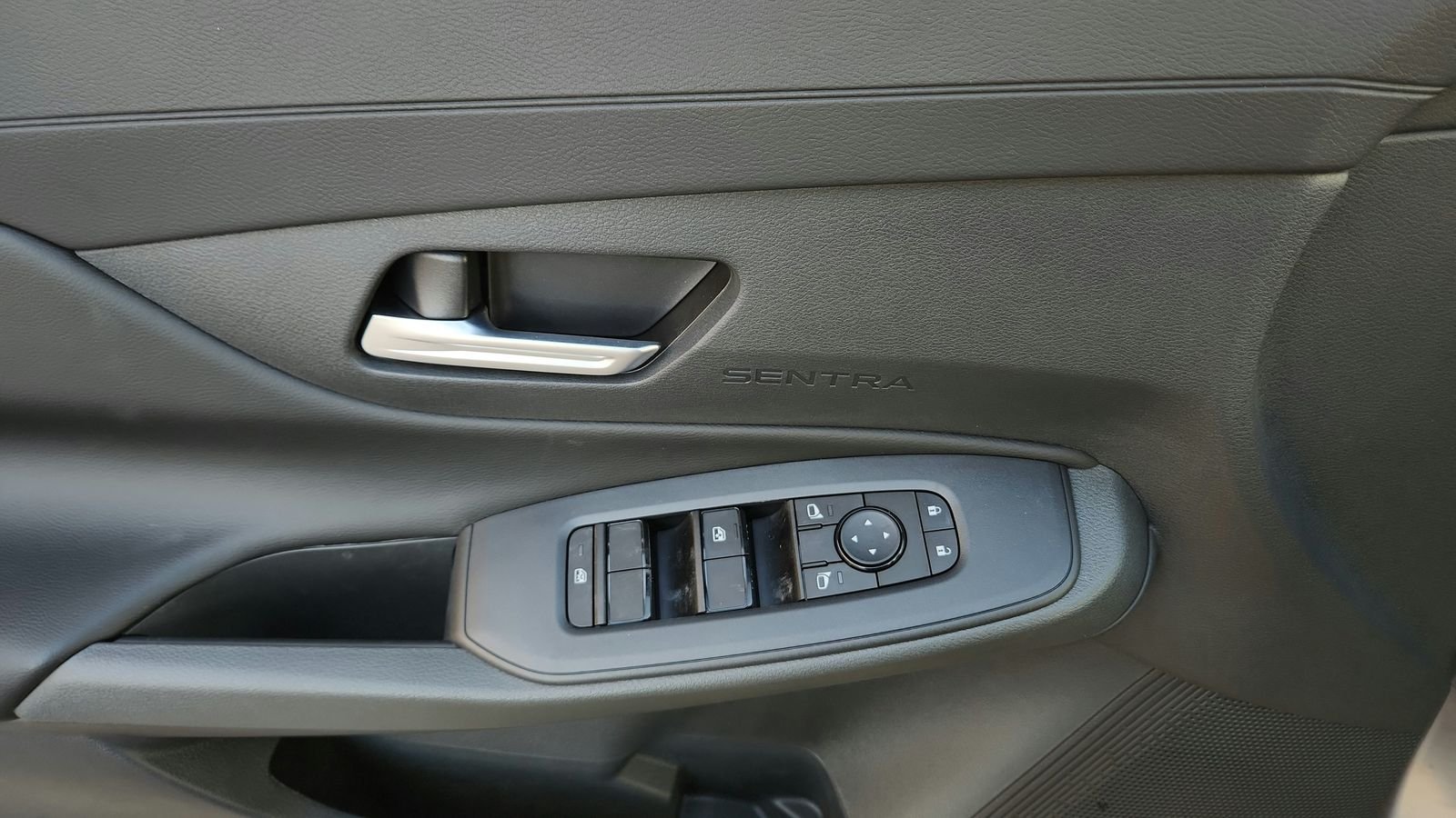 2026 Nissan Sentra SV - Photo 21